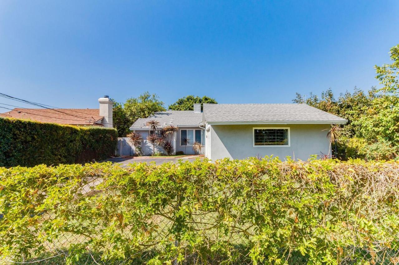 Valley Modern Glam Charmer * Los Angeles