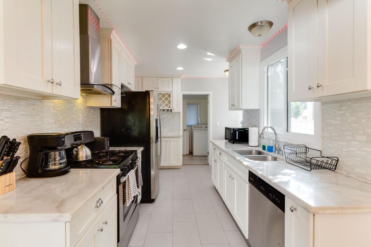 Valley Modern Glam Charmer Los Angeles